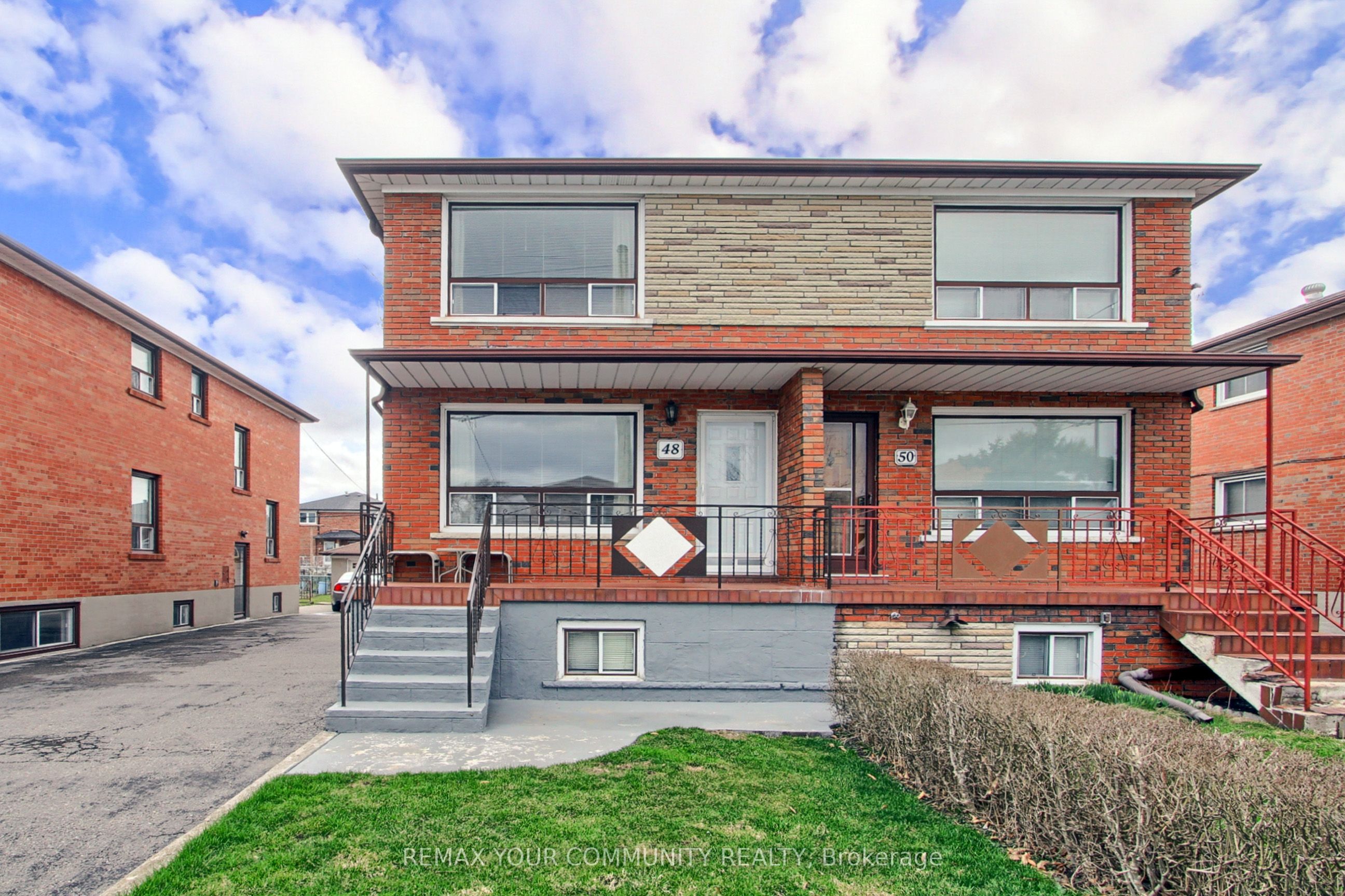 48 North Woodrow Boulevard, Toronto E04