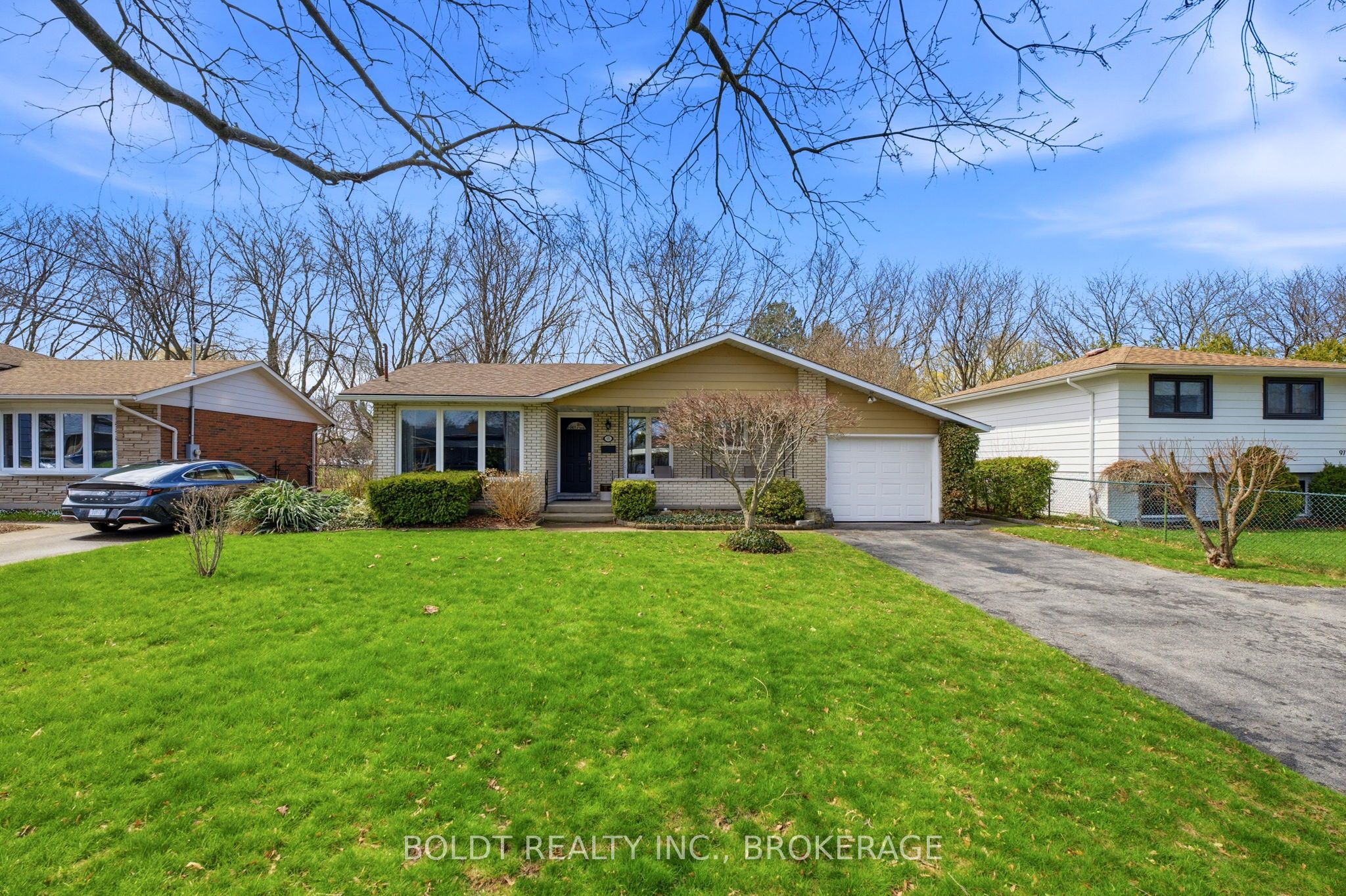 Opportunity knocks to make this home yours! Boasting mid-century-inspired curb appeal and a welcomin...